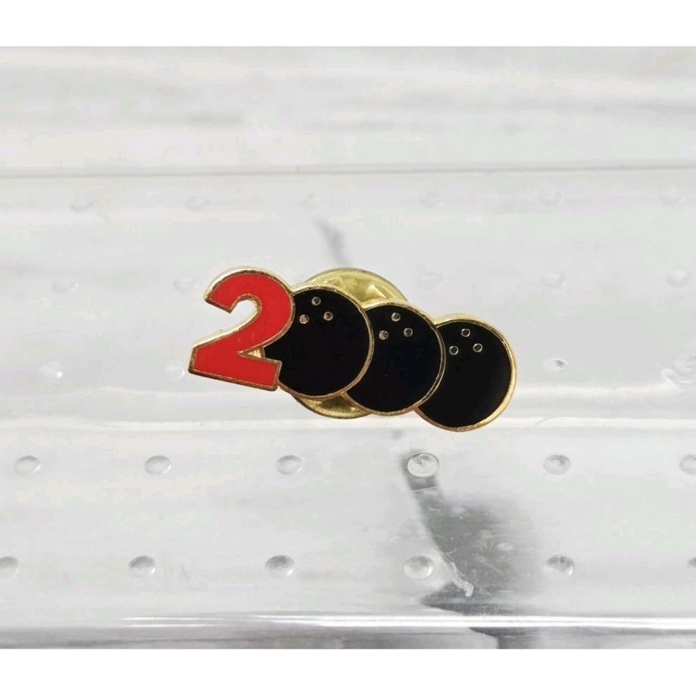 Vintage Unique Rare 200 Or 2000 Bowling Game Black Ball Enamel Lapel Pin